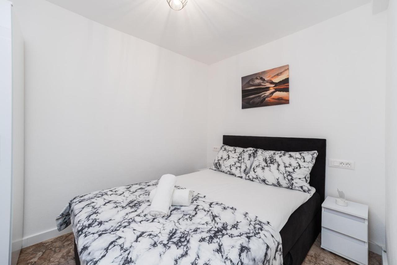 סבטי פטר Holiday House Dominik Apartments חדר תמונה