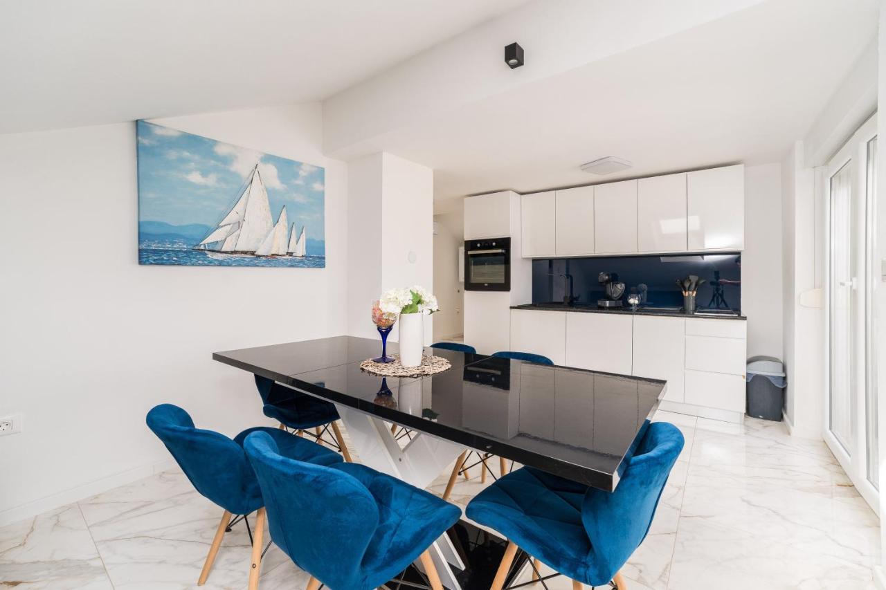 סבטי פטר Holiday House Dominik Apartments חדר תמונה