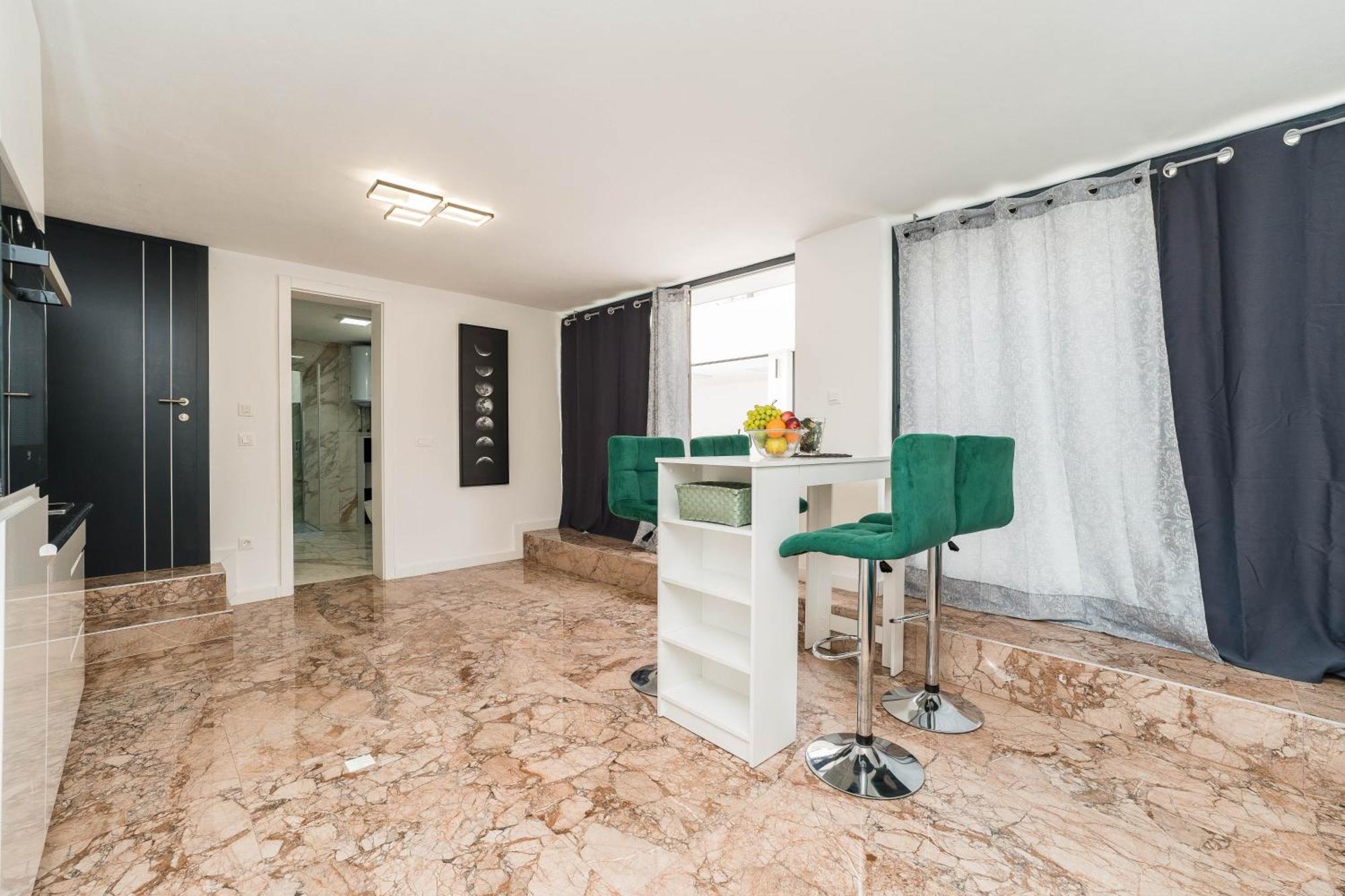 סבטי פטר Holiday House Dominik Apartments חדר תמונה
